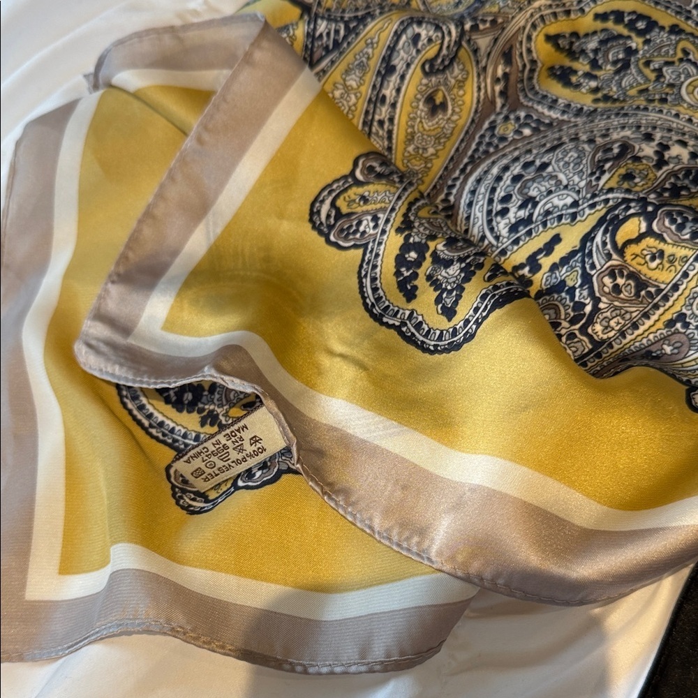 3 Scarves Brand New Elegant Multicolor Scarves Set - Picture 3 of 10